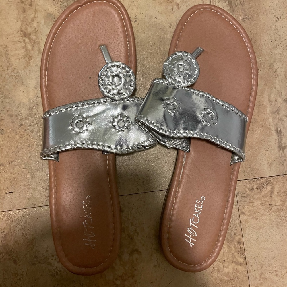 Worn a few times